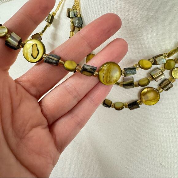 Yellow Green Hawaiian Shell Multi Strand Necklace Polished Beads Jewelry - Picture 8 of 8